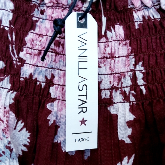 Vanilla Star off the shoulder Top/blouse size Lg (NWTS) - Picture 2 of 4